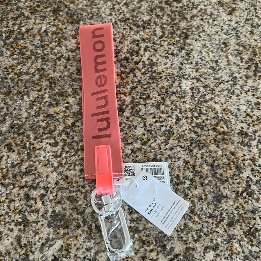 NWT Lululemon never lost key chain